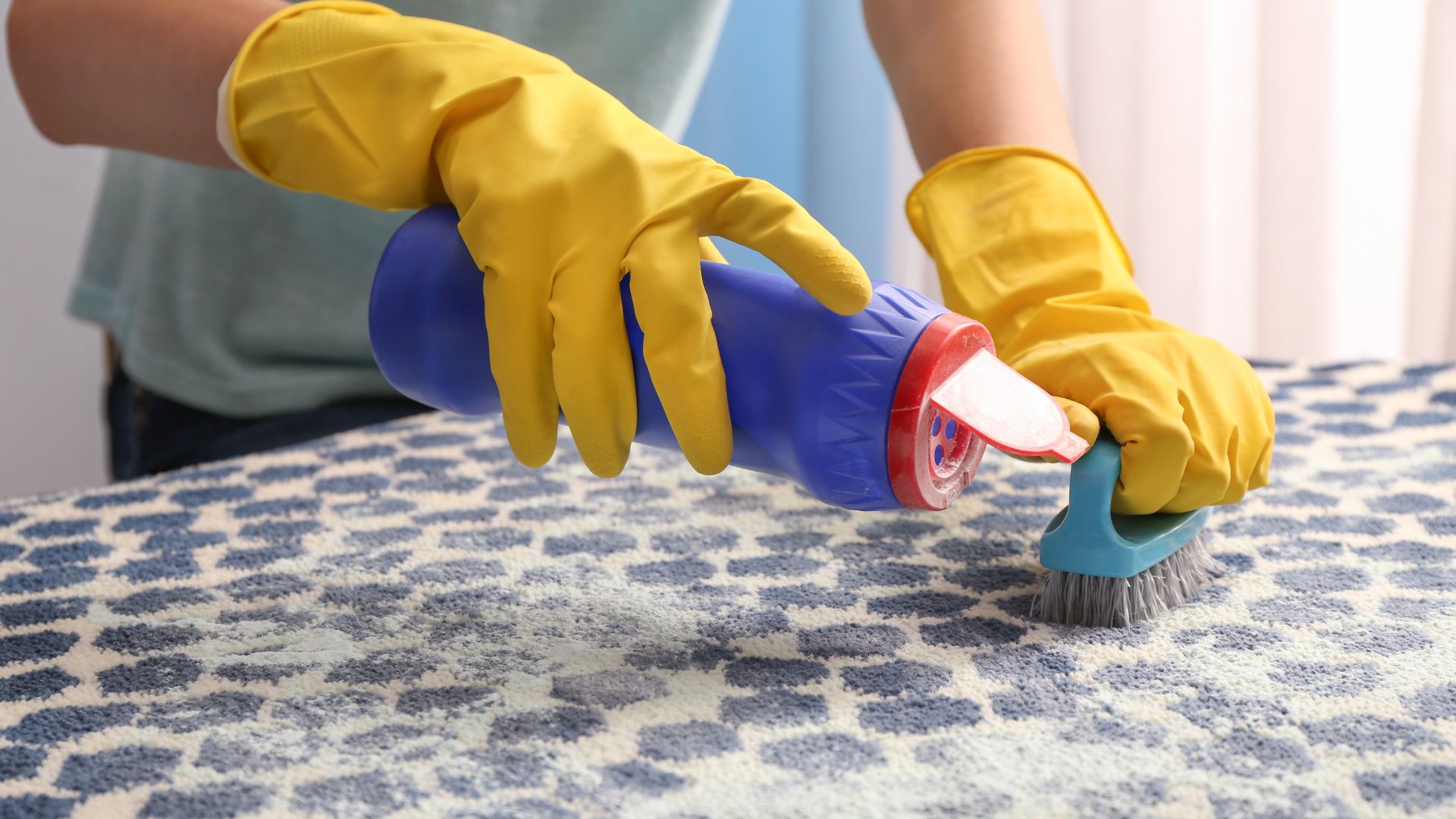 Read more about the article Importance of Hiring Professionals for Pre-Christmas Carpet Cleaning